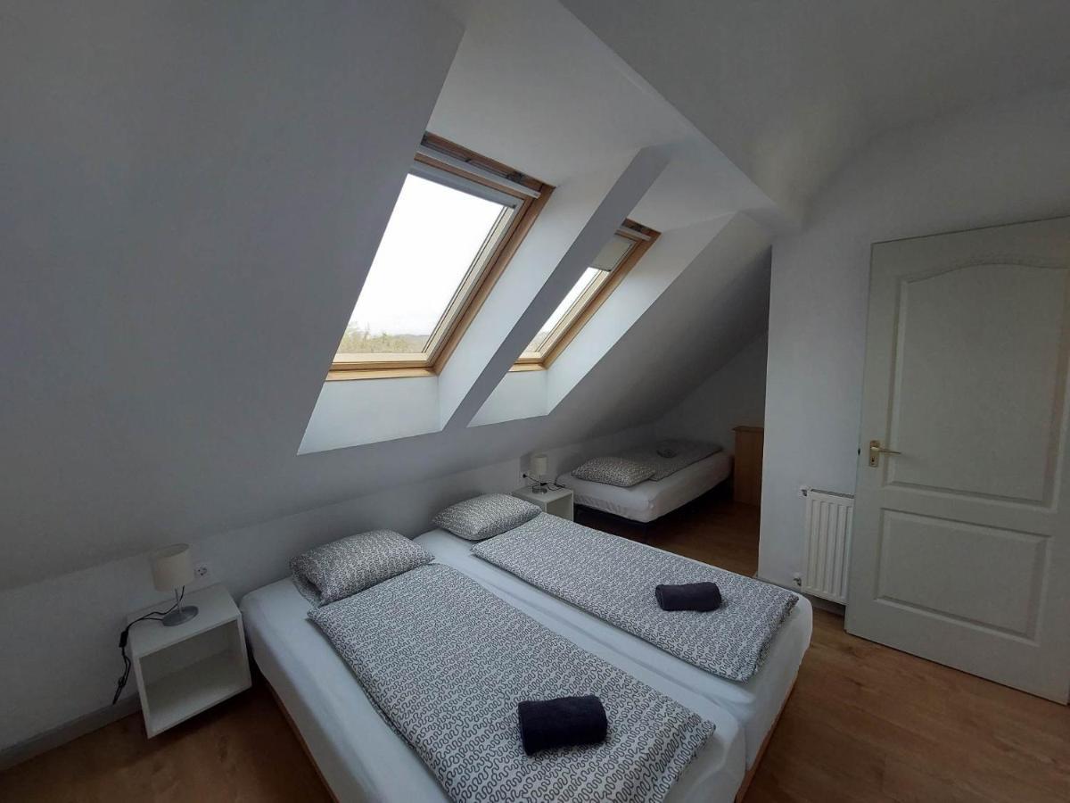 Familia Apartmanhaz Keszthely Exterior foto