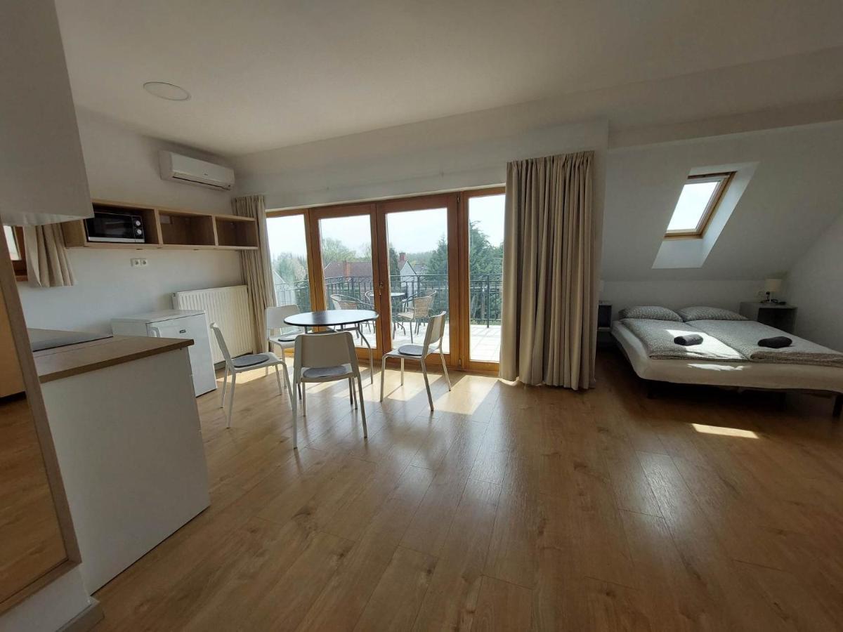 Familia Apartmanhaz Keszthely Exterior foto