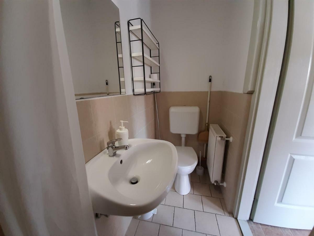 Familia Apartmanhaz Keszthely Exterior foto