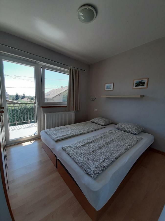 Familia Apartmanhaz Keszthely Exterior foto