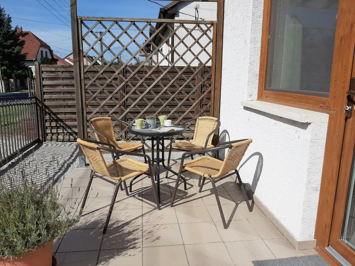 Familia Apartmanhaz Keszthely Exterior foto