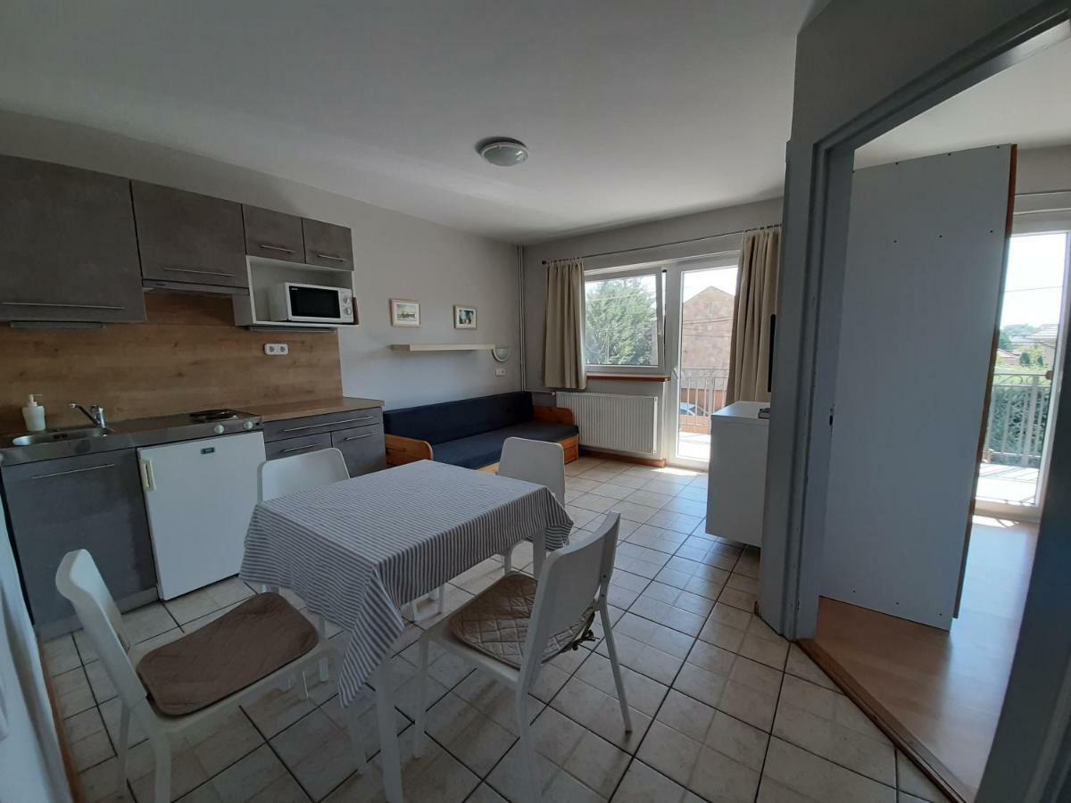 Familia Apartmanhaz Keszthely Exterior foto