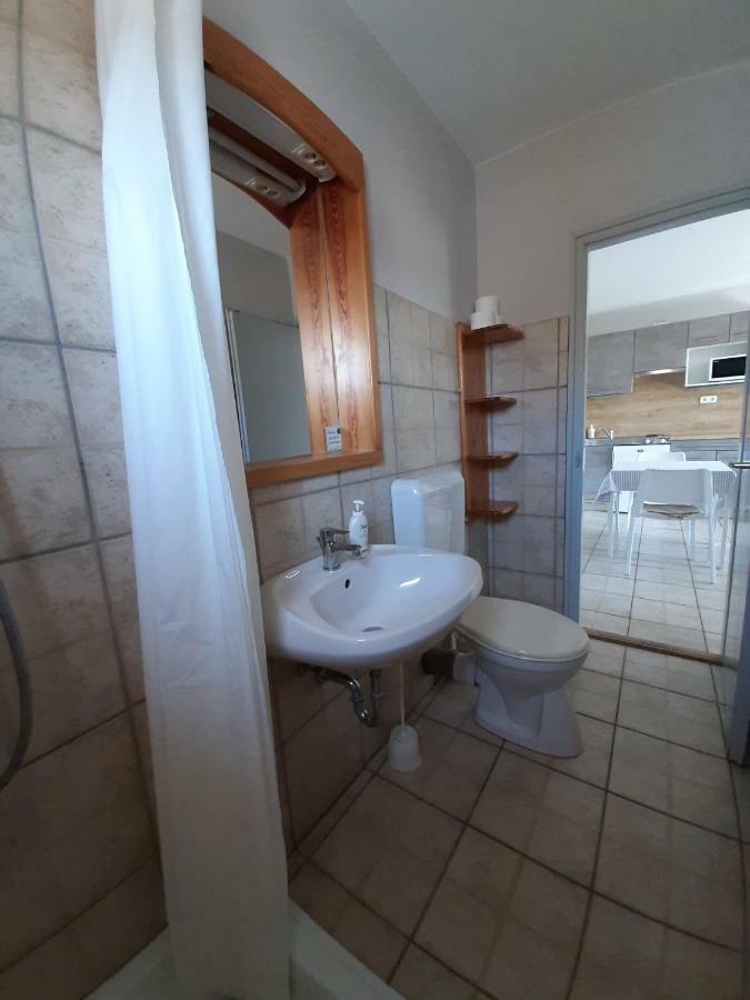 Familia Apartmanhaz Keszthely Exterior foto